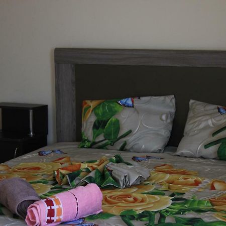 סנז'ייקה Sun Joy Hotel מראה חיצוני תמונה