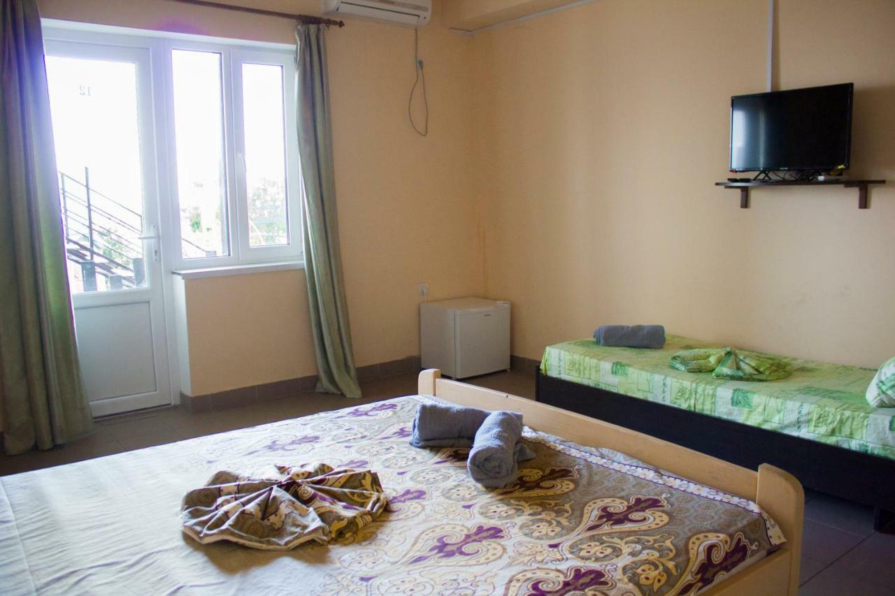 סנז'ייקה Sun Joy Hotel מראה חיצוני תמונה